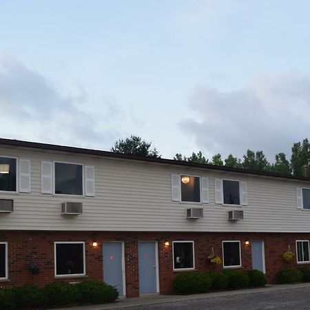 Attican Motel - Attica - Batavia - Warsaw - Darien Lake Ngoại thất bức ảnh